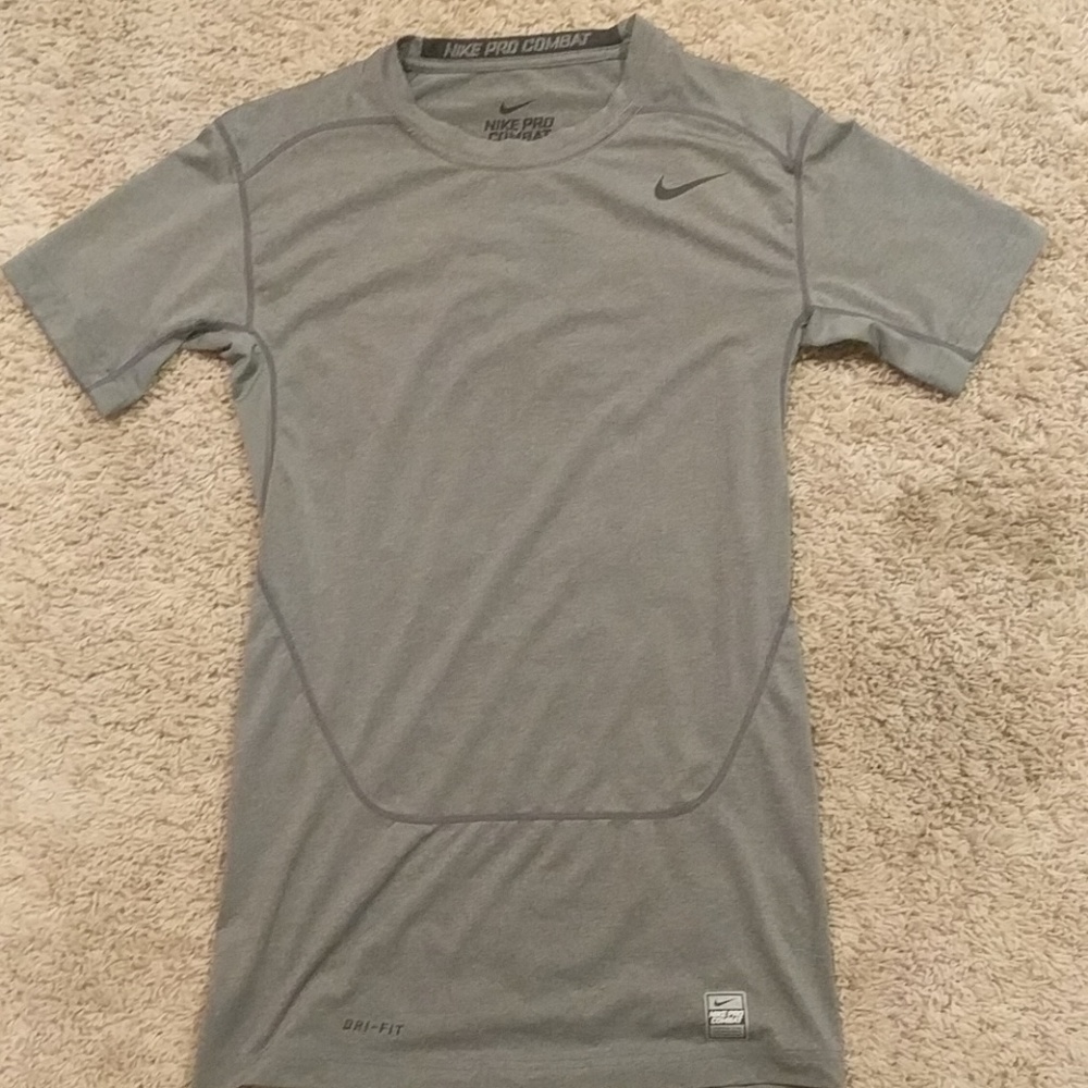 Nike pro combat